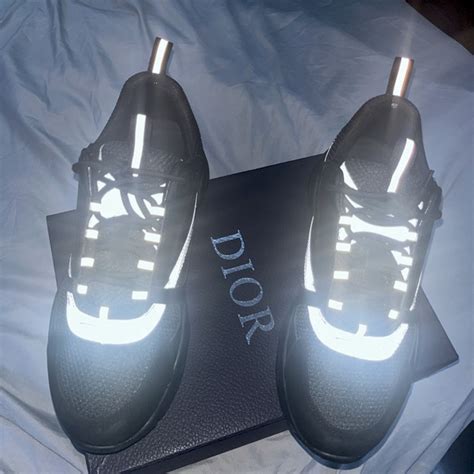 b22 all black